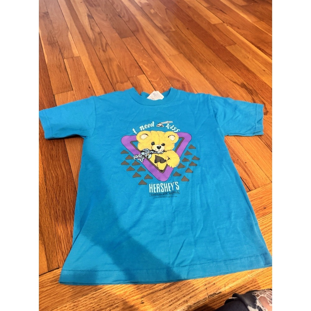 Vintage‎ Hershey's Chocolate World Need A Kiss Bear Shirt Kids Sz 6-8 Teal 1989